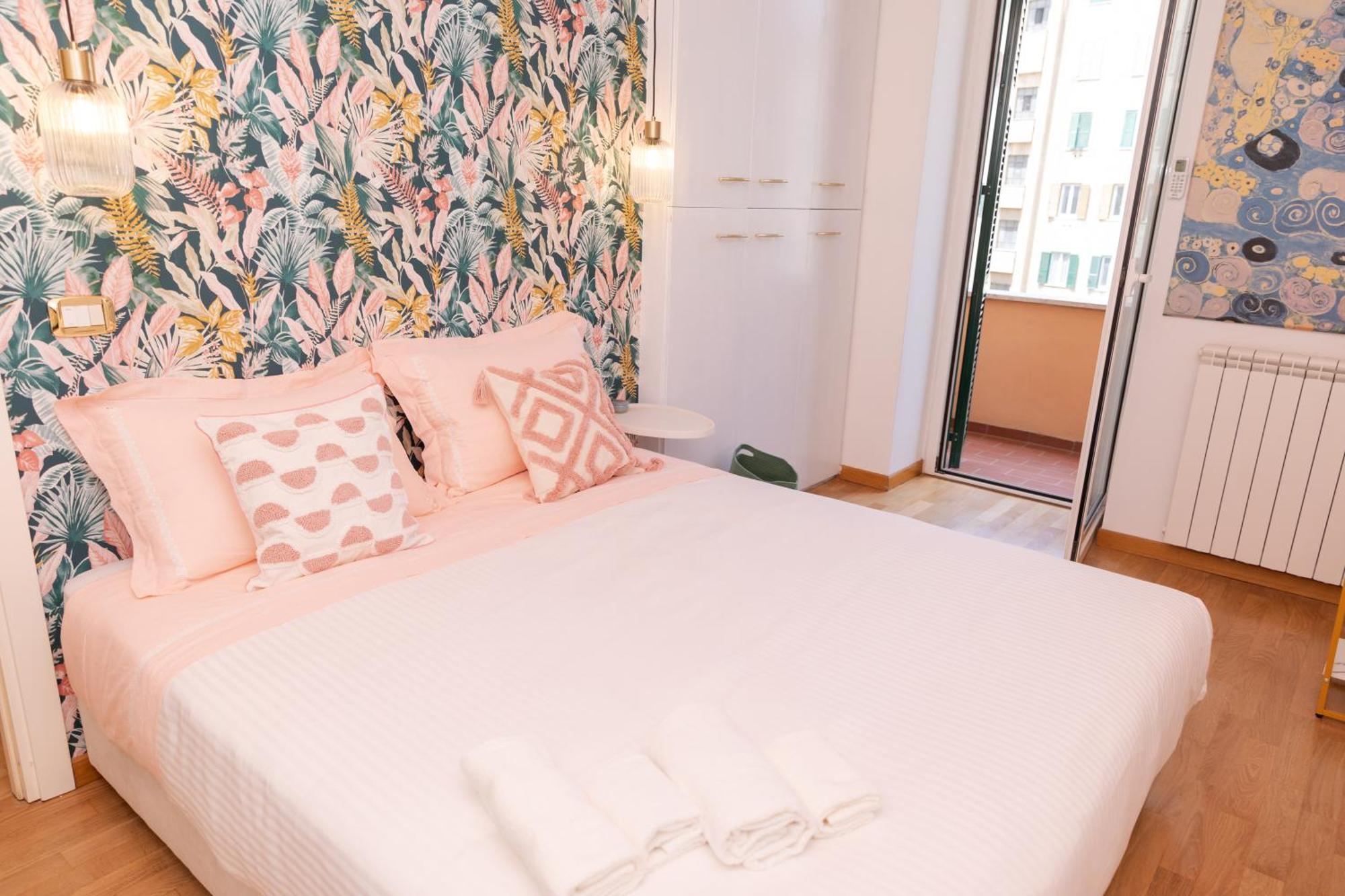 Stefania's Luxury Apartment