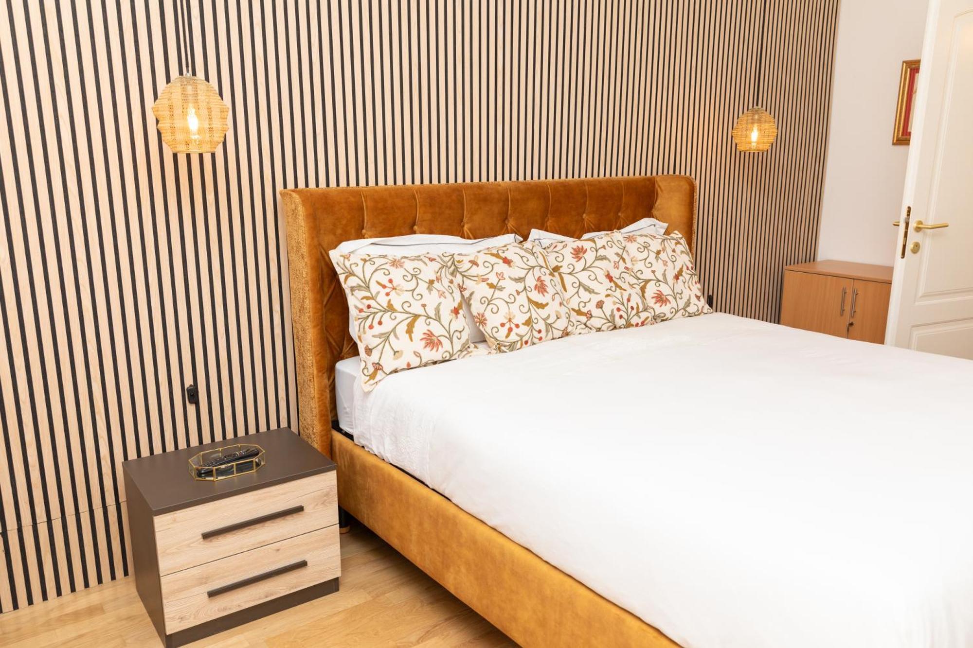 Stefania's Luxury Apartment *